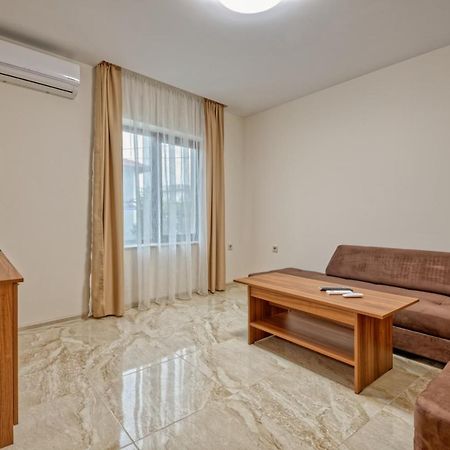 Къща За Гости Relax Chissarja Exterior foto